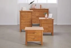 Royal Oak Commode 4 Tiroirs KAGERUP étroit Chêne -Royal Oak || DODO || Basic Soldes Magasin 132818