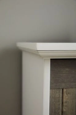 Commode OLDEKROG 7 Tiroirs Blanc/gris -Royal Oak || DODO || Basic Soldes Magasin 137789 1