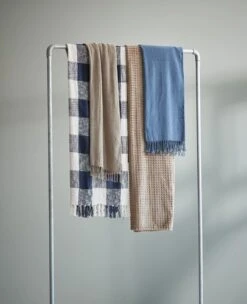 Plaid DUNHAVRE 130x170 Bleu -Royal Oak || DODO || Basic Soldes Magasin 169797