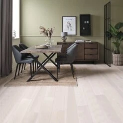 ROSKILDE L200 Table Chêne Foncé + 4 LUNDERSKOV Noir 5 ROSKILDE L200 Table Chêne Foncé + 4 LUNDERSKOV Noir -Royal Oak || DODO || Basic Soldes Magasin 189182