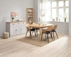 MARSTRAND Ø110 Table Chêne + 4 HVIDOVRE Chaises Chêne/noir 7 MARSTRAND Ø110 Table Chêne + 4 HVIDOVRE Chaises Chêne/noir -Royal Oak || DODO || Basic Soldes Magasin 213770